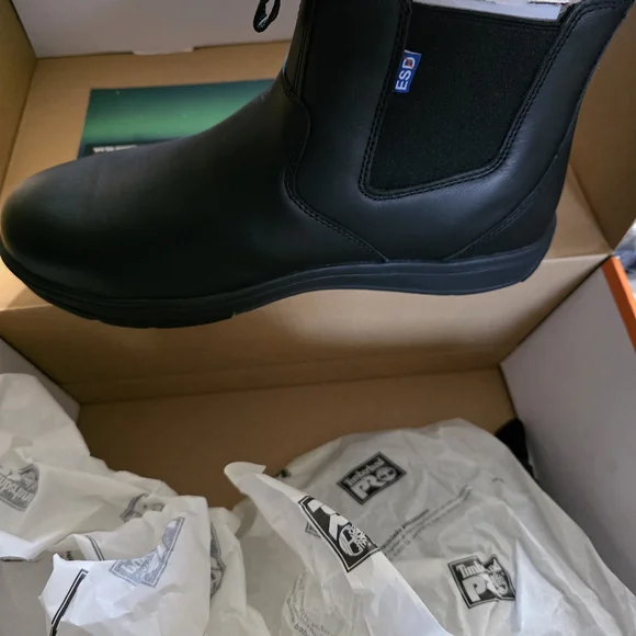 Timberland PRO Black Chelsea Boots - Picture 2 of 4